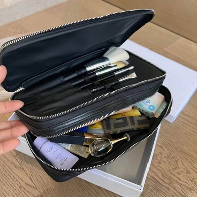 Набір пензлів для макіяжу DIOR Backstage Essentials Brush Collection з кейсом, 4 шт