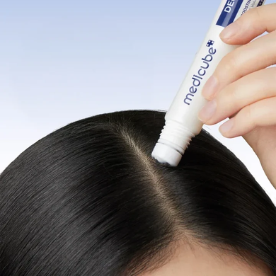 Medicube Deoxyribose Scalp Serum &mdash; сыворотка для кожи головы с дезоксирибозой и пептидами, 20 мл